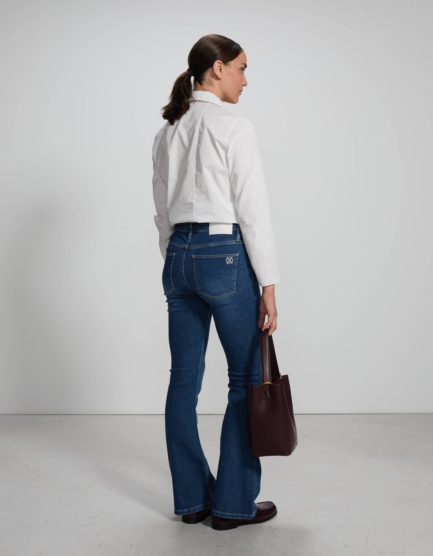 Anne Dark Blue - back view - ReikoParis