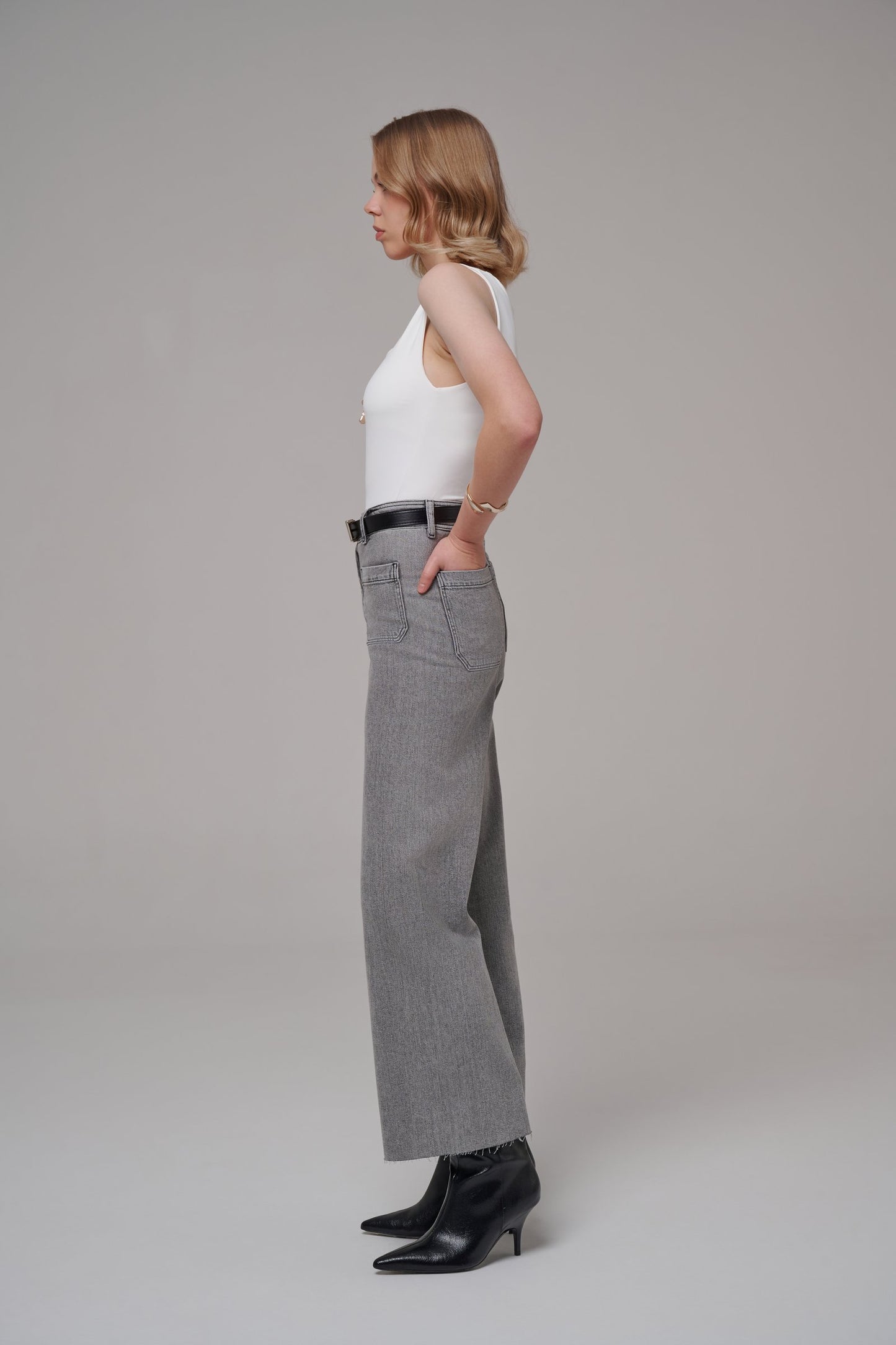 Gigi Medium Grey