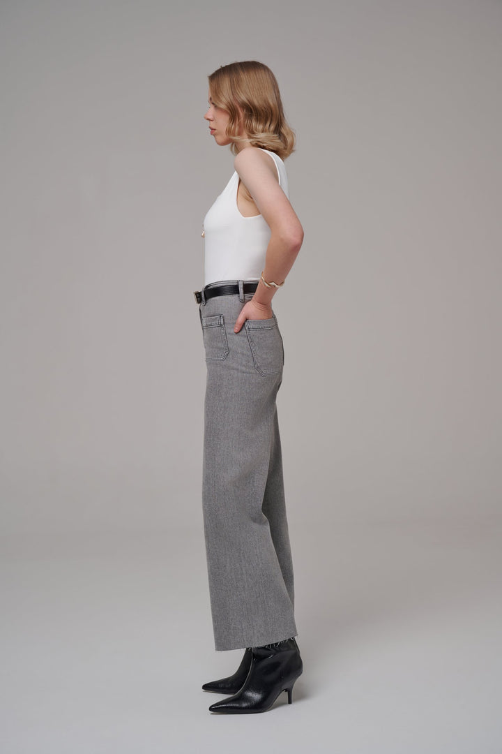Gigi Medium Grey