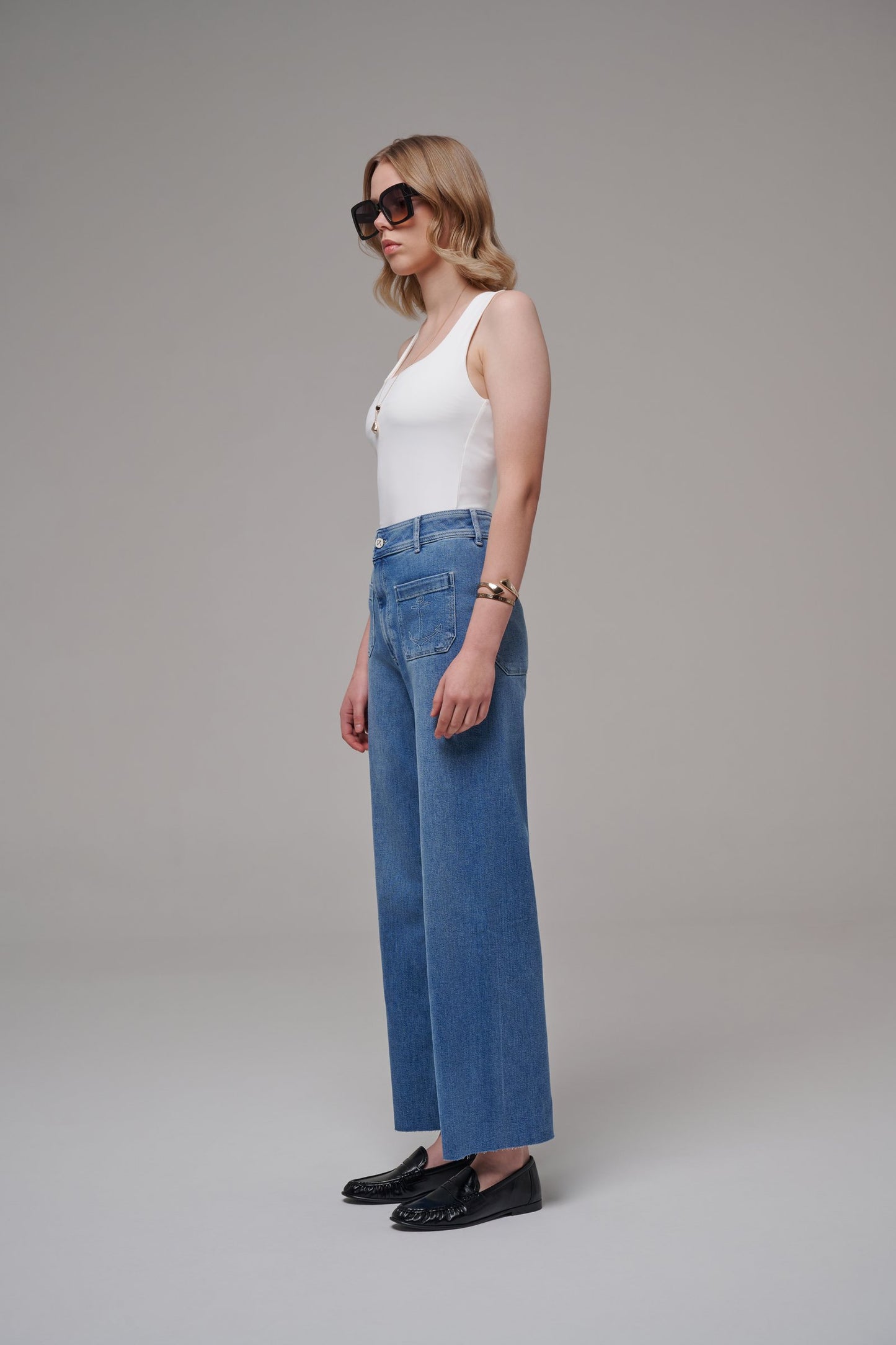 Gigi Light Blue