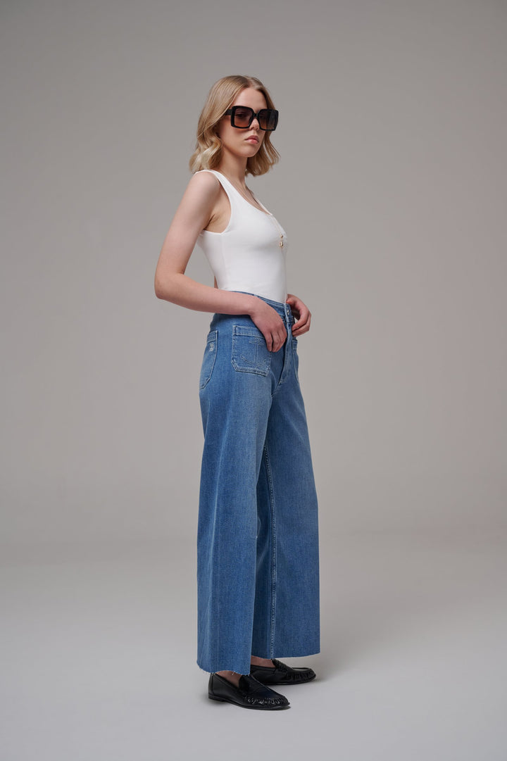 Gigi Light Blue