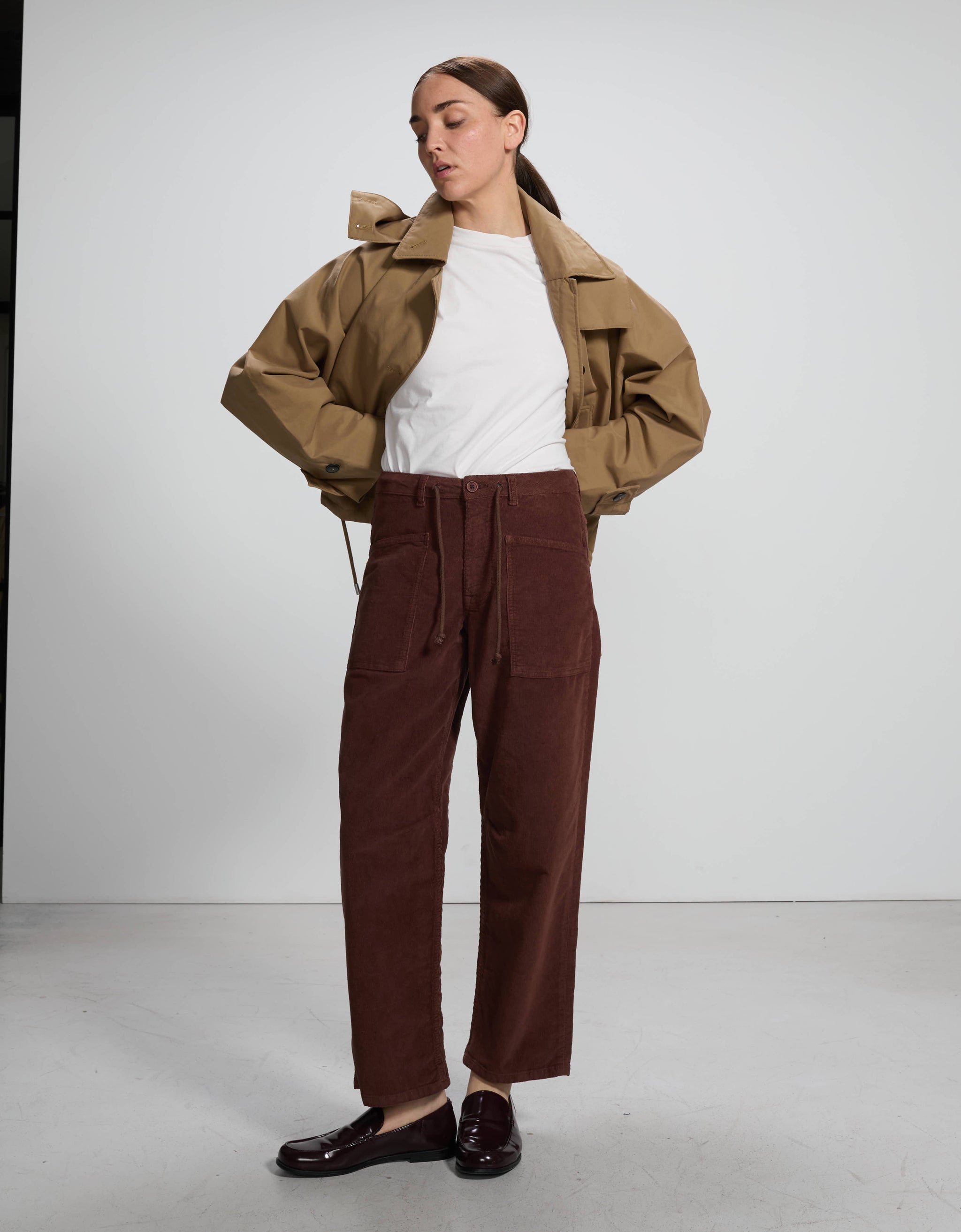 Harold Velvet Chocolate - front view - ReikoParis