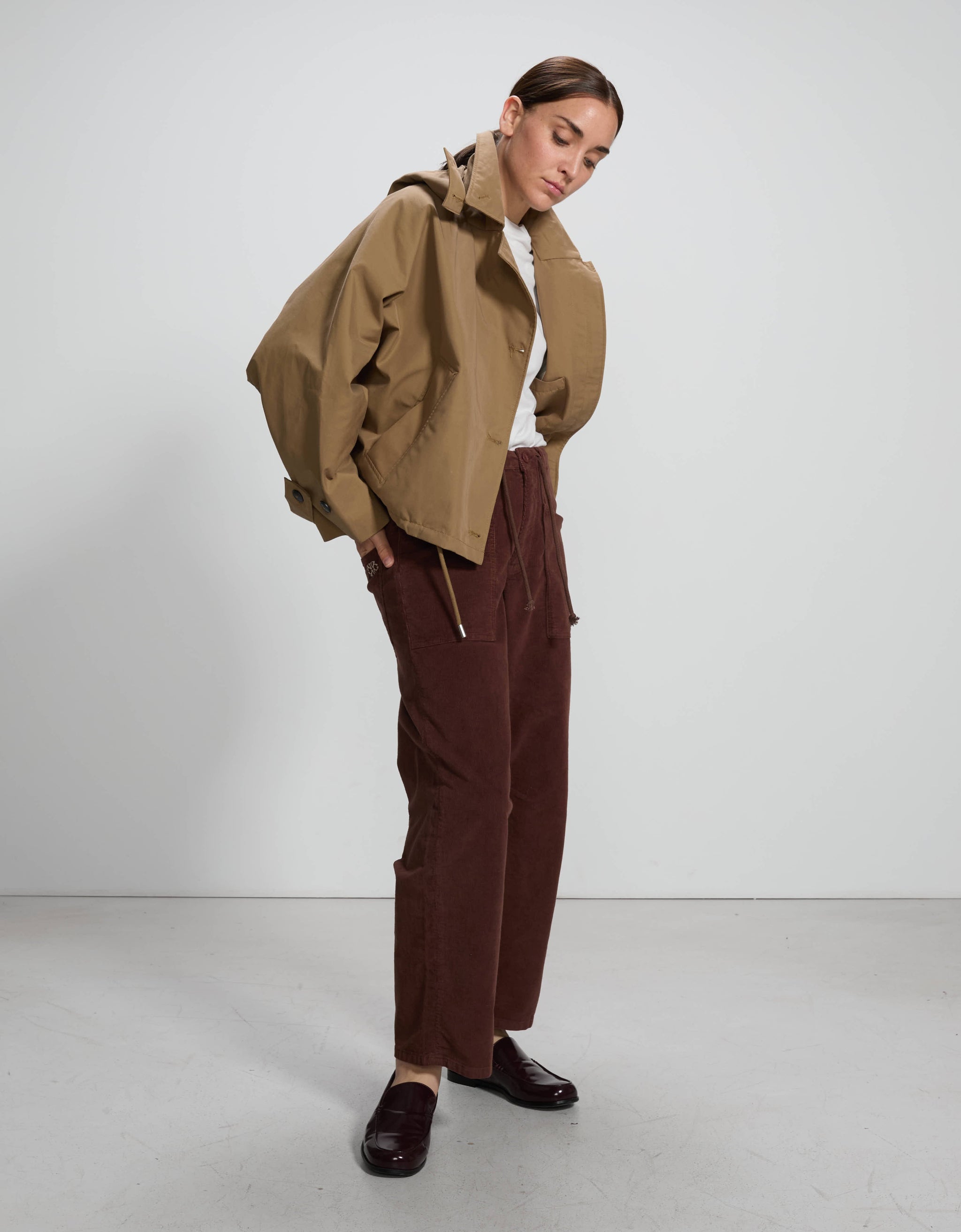 Harold Velvet Chocolate - side view - ReikoParis