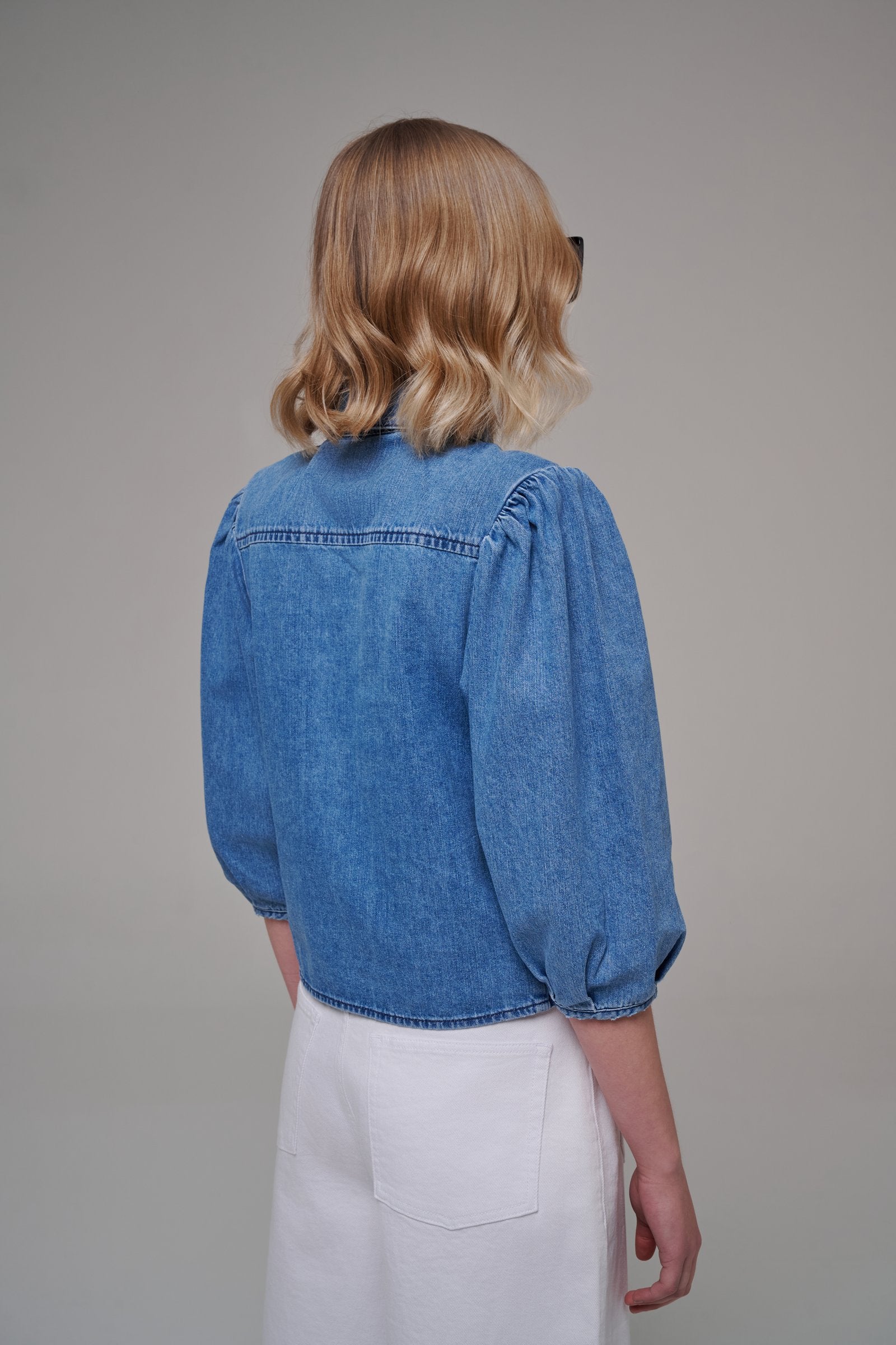 Hazel Medium Blue