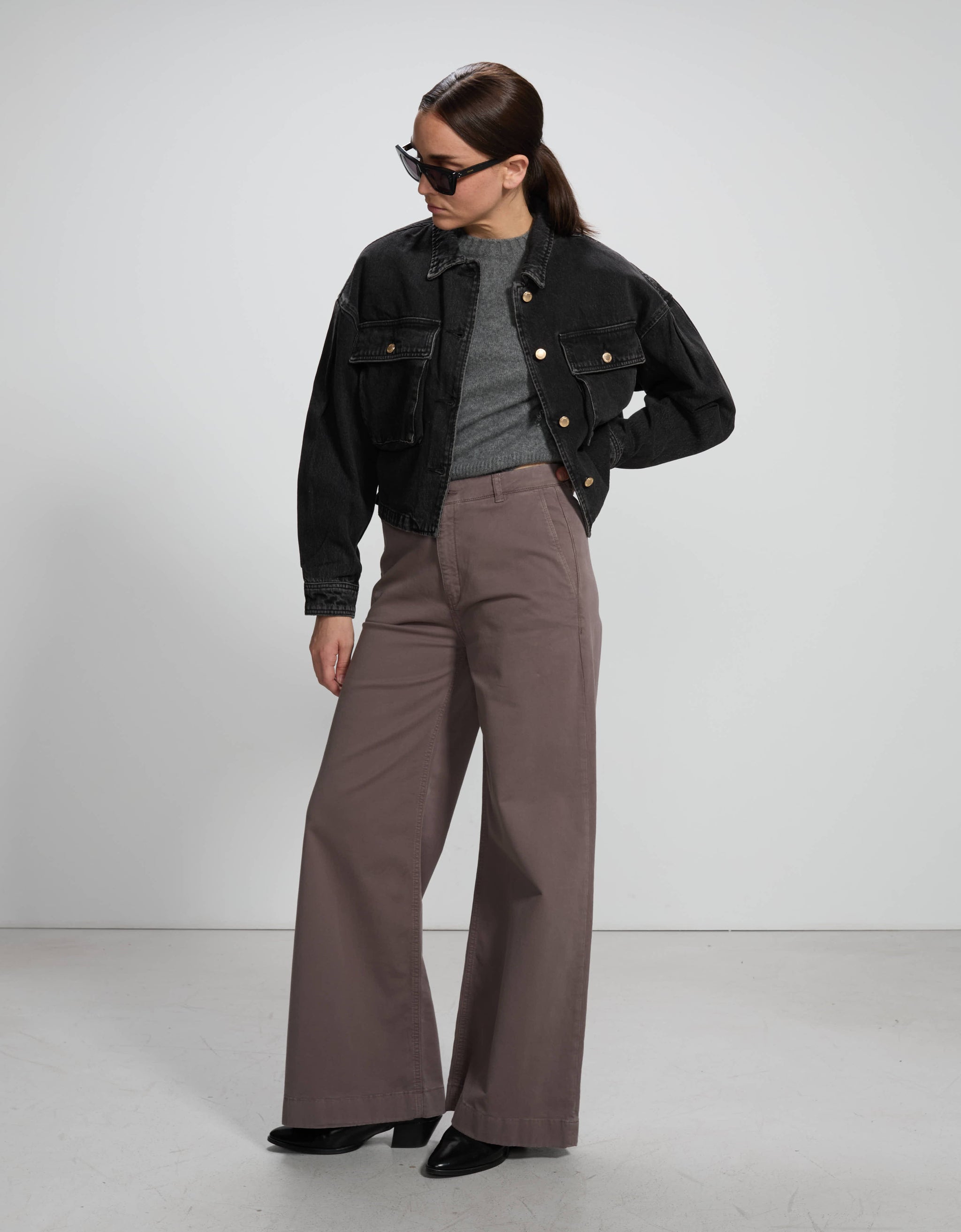 Lara Dull Grey - side view - ReikoParis
