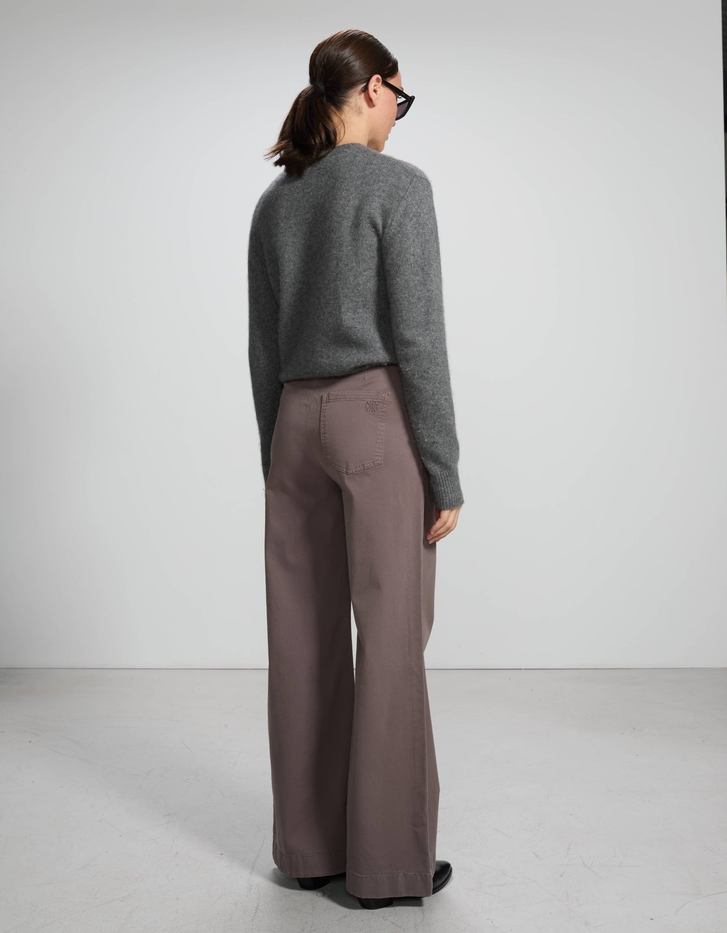 Lara Dull Grey - back view - ReikoParis