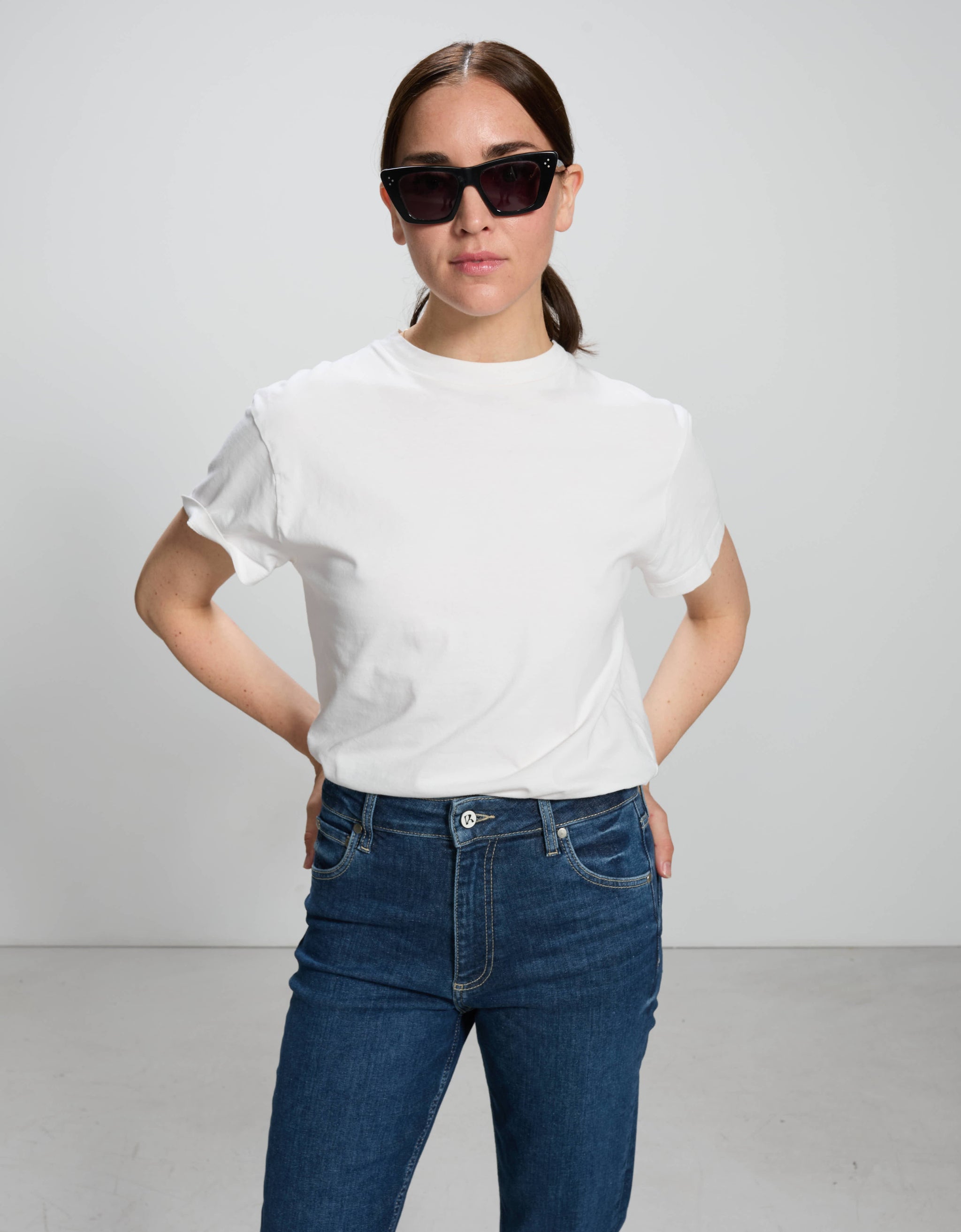 Mila Dark Blue - side view - ReikoParis