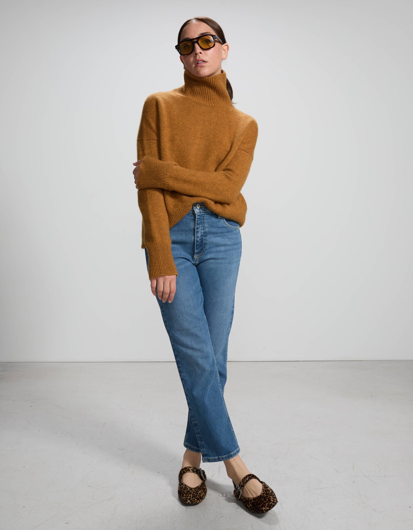 Mila Light Blue - front view - ReikoParis