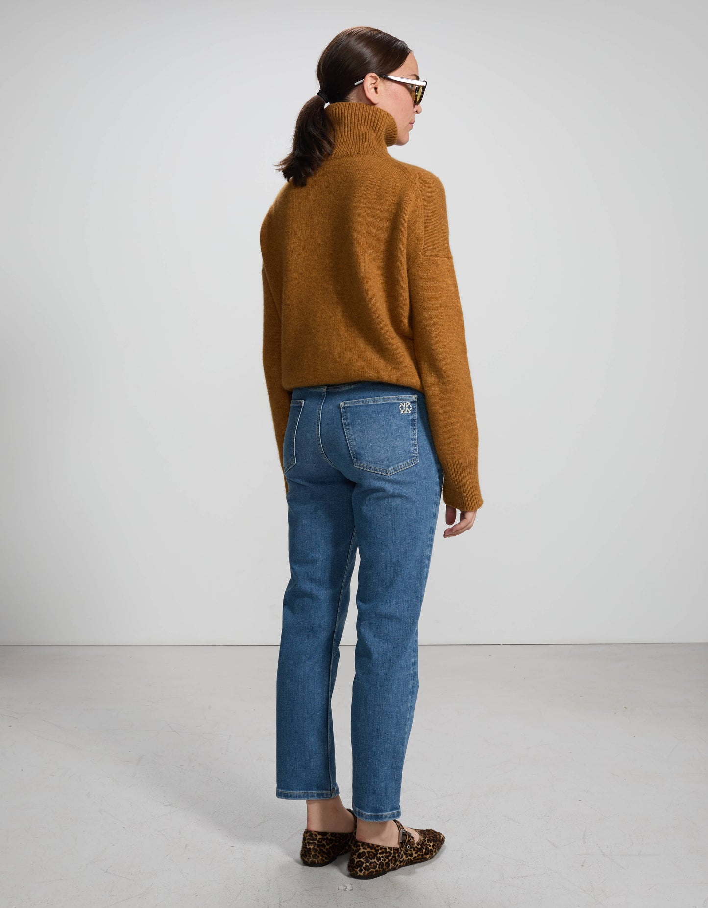 Mila Light Blue - back view - ReikoParis