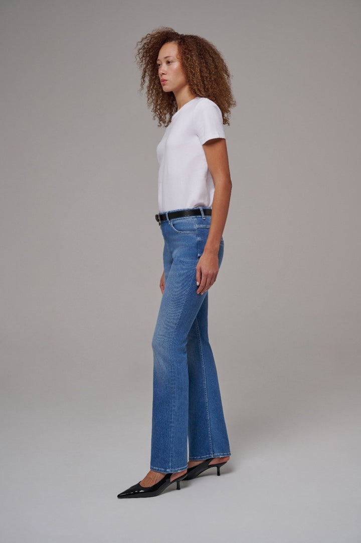 Monroe Medium Blue