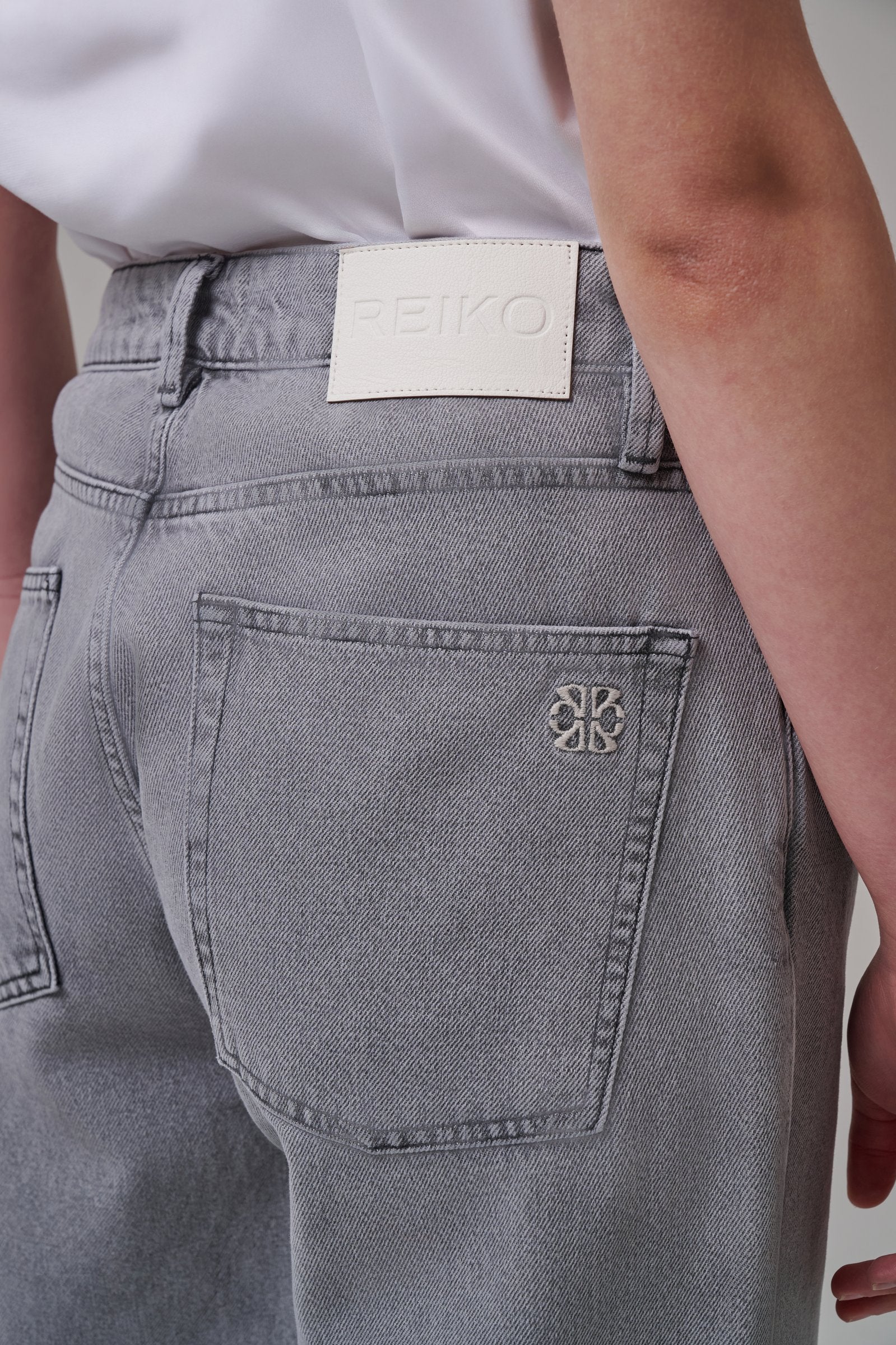 Paris Medium Grey