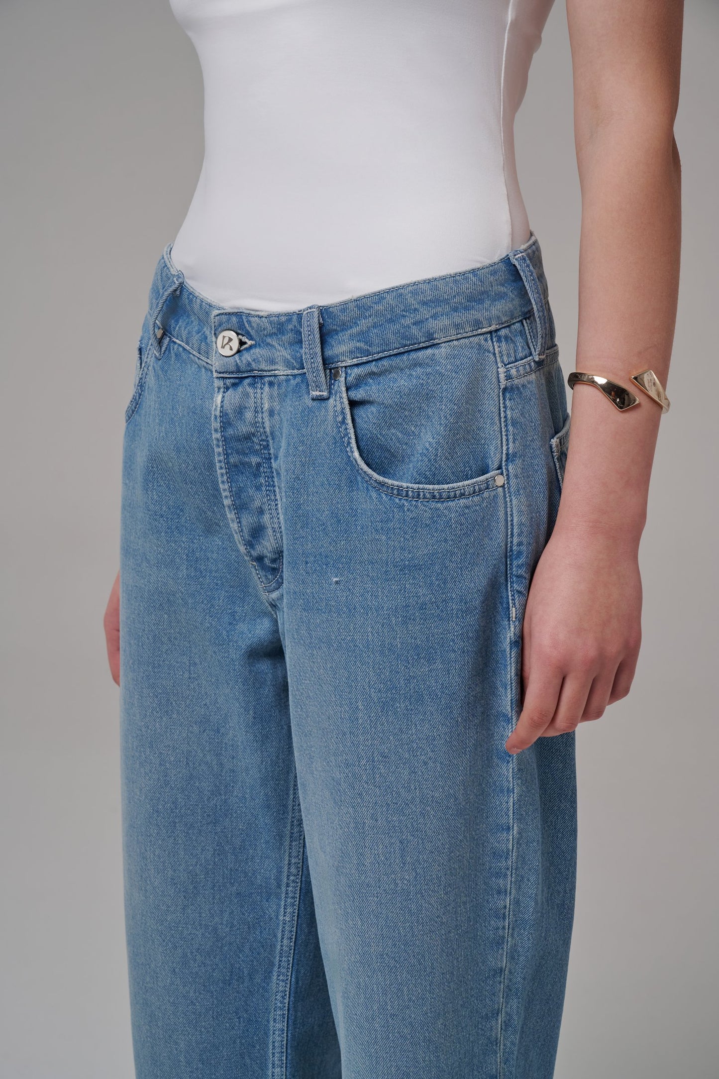 Paris Light Blue